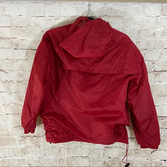 Girls red gap hooded windbreaker size L/XL - Picture 2 of 10